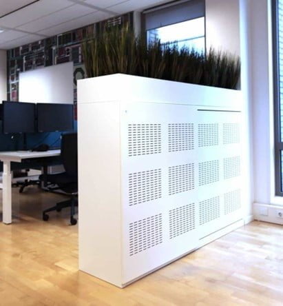 Schuifdeurkast kantoor met plantenbak Schuifdeurkast kantoor